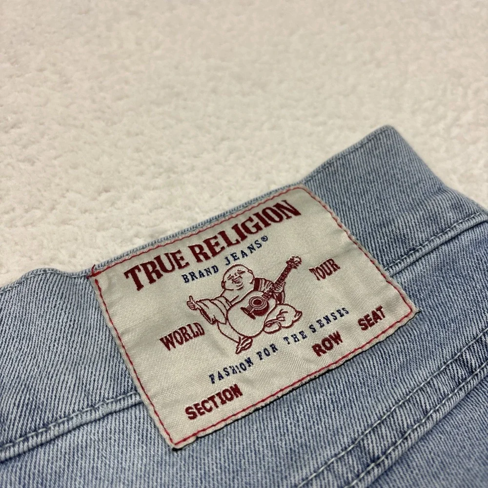 True Religion shorts excellent